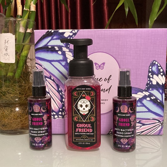 Bath & Body Works Bath & Body Ghoul Friend Hand Soap 2